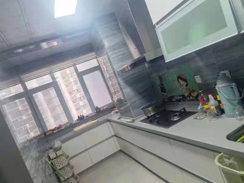 低价出售!双实验学区电梯房
