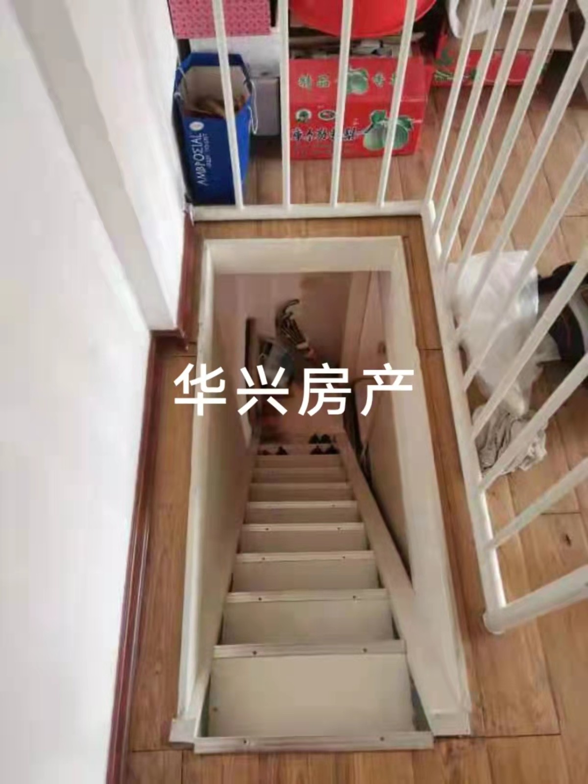 广场附近!顶加阁出售