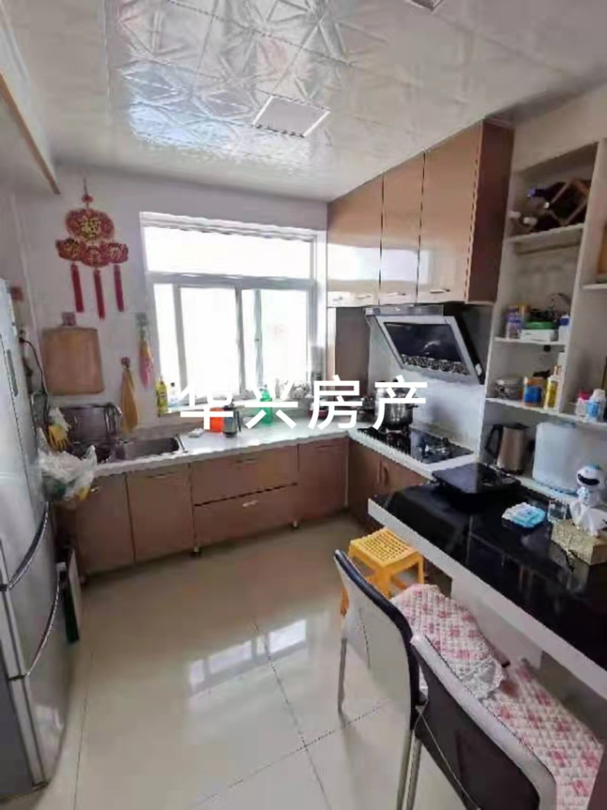 广场附近!顶加阁出售