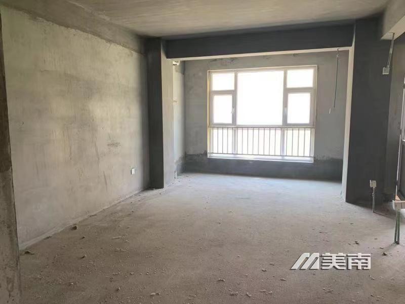 3云峰丽景洋房,毛坯房带车库,售价63万5