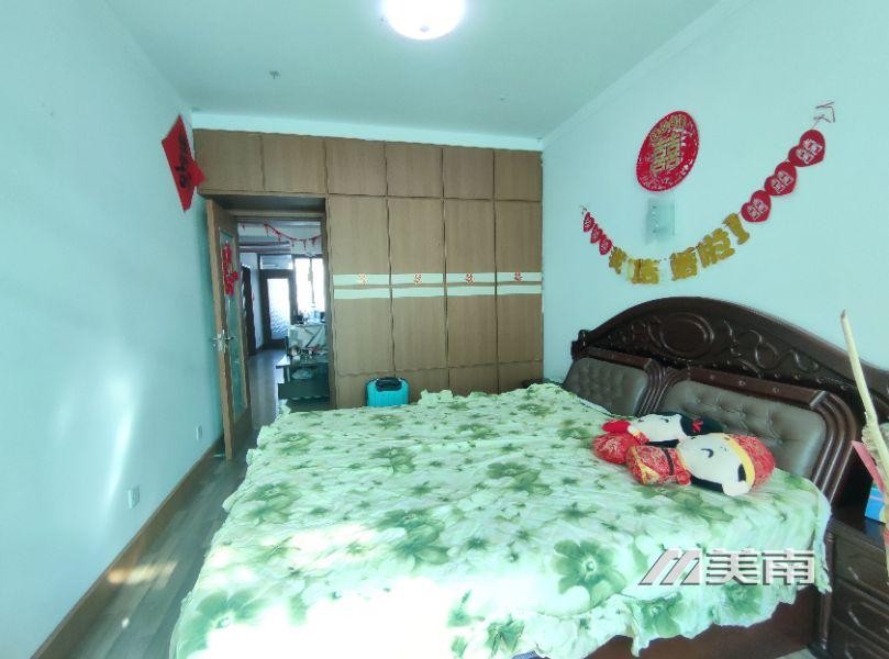 3一小文峰中学学区,教育路八区2楼,税费各付,仅售59万5