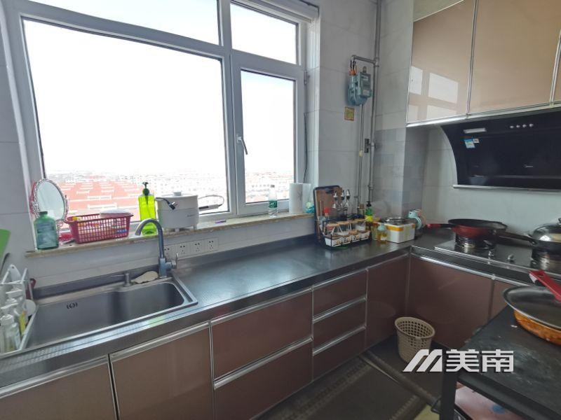 3玉皇学区城市俪景,电梯凤凰层,精装少住两室,看中价还可议