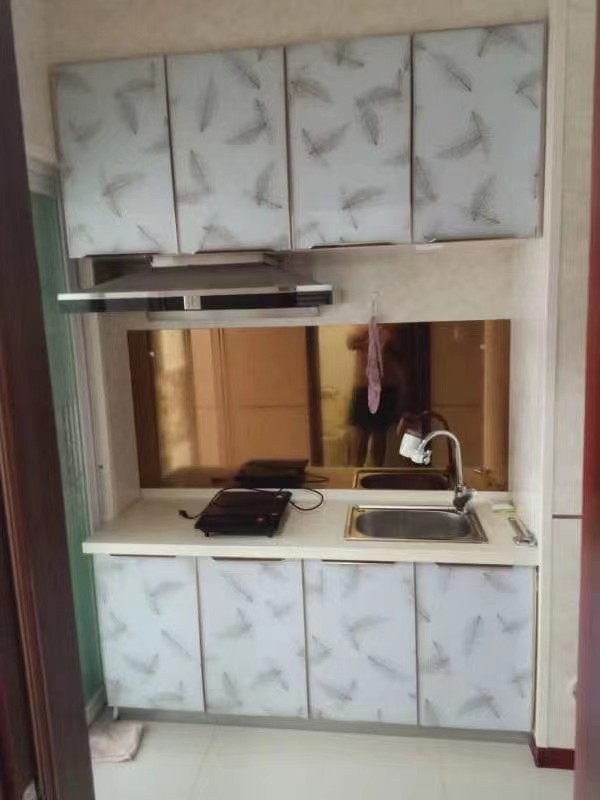 精装公寓出售!