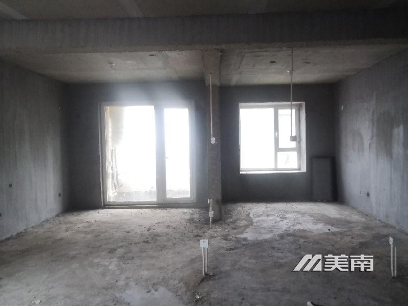 3降价急售,瑞莱首府电梯好楼层,已下证可贷款,看中价还可议,有钥匙看房方便