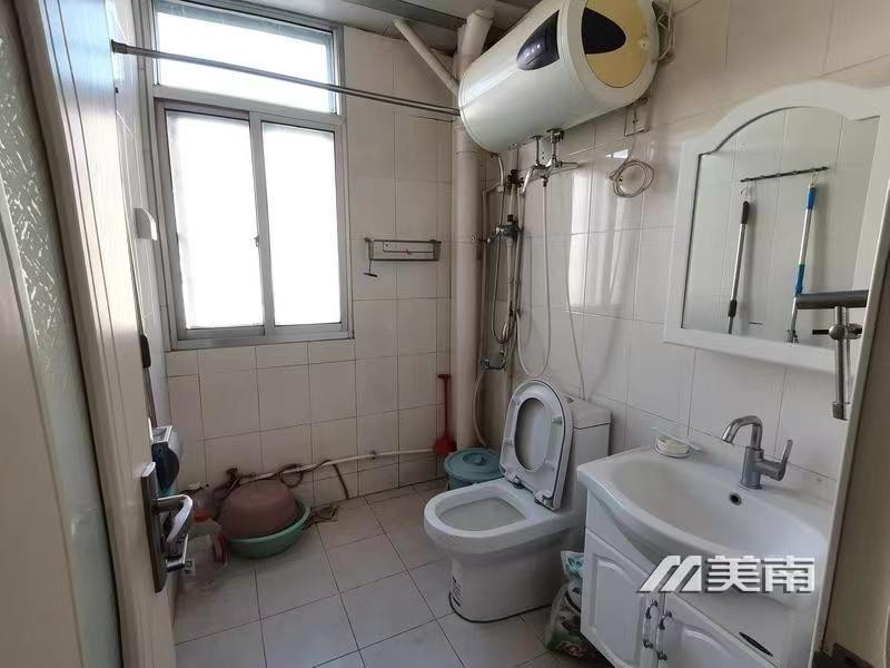 3文峰中学学区,艺苑小区,精装两室,紧邻雕塑公园