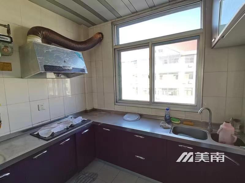 3文峰中学学区,艺苑小区,精装两室,紧邻雕塑公园