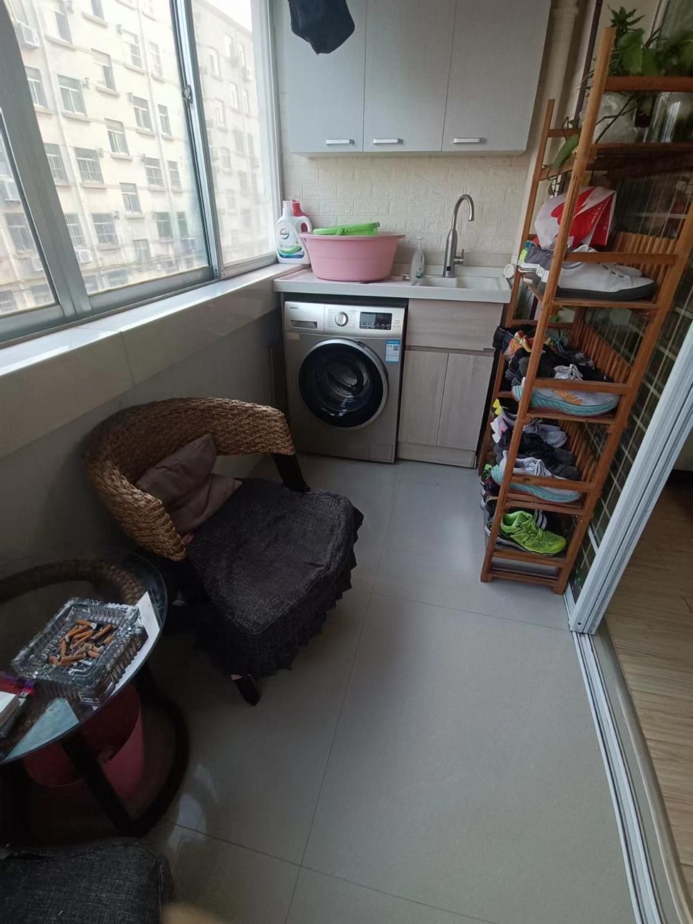 粮建东区好楼层 精装修