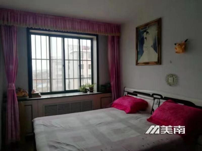 3急售明珠苑西区,精装三室,仅售58万8,看房方便