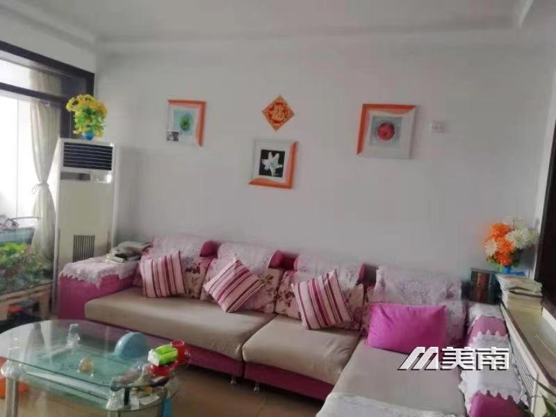 3急售明珠苑西区,精装三室,仅售58万8,看房方便
