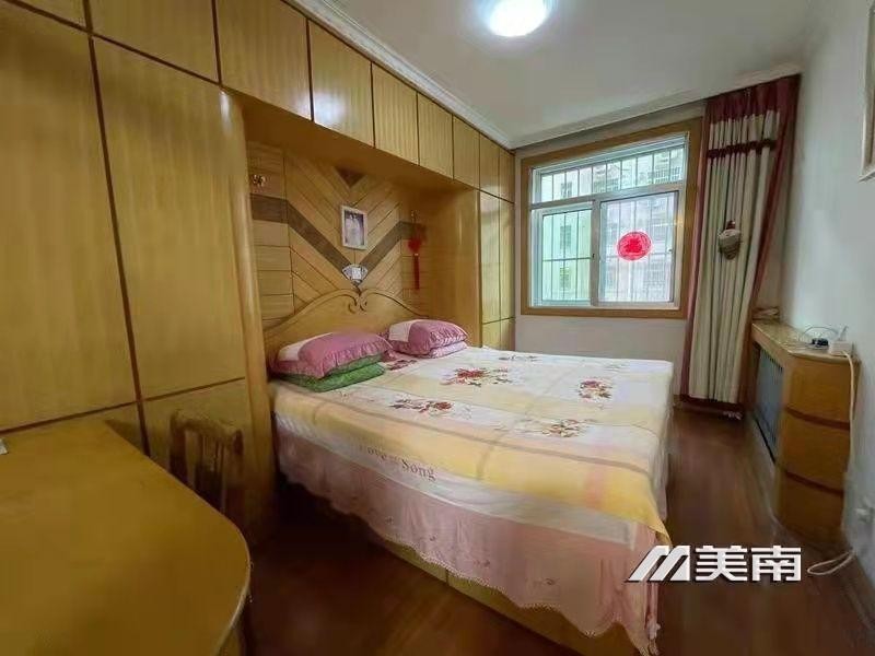 3汇泉花园一楼,学位未用,拎包入住,看中价还可议
