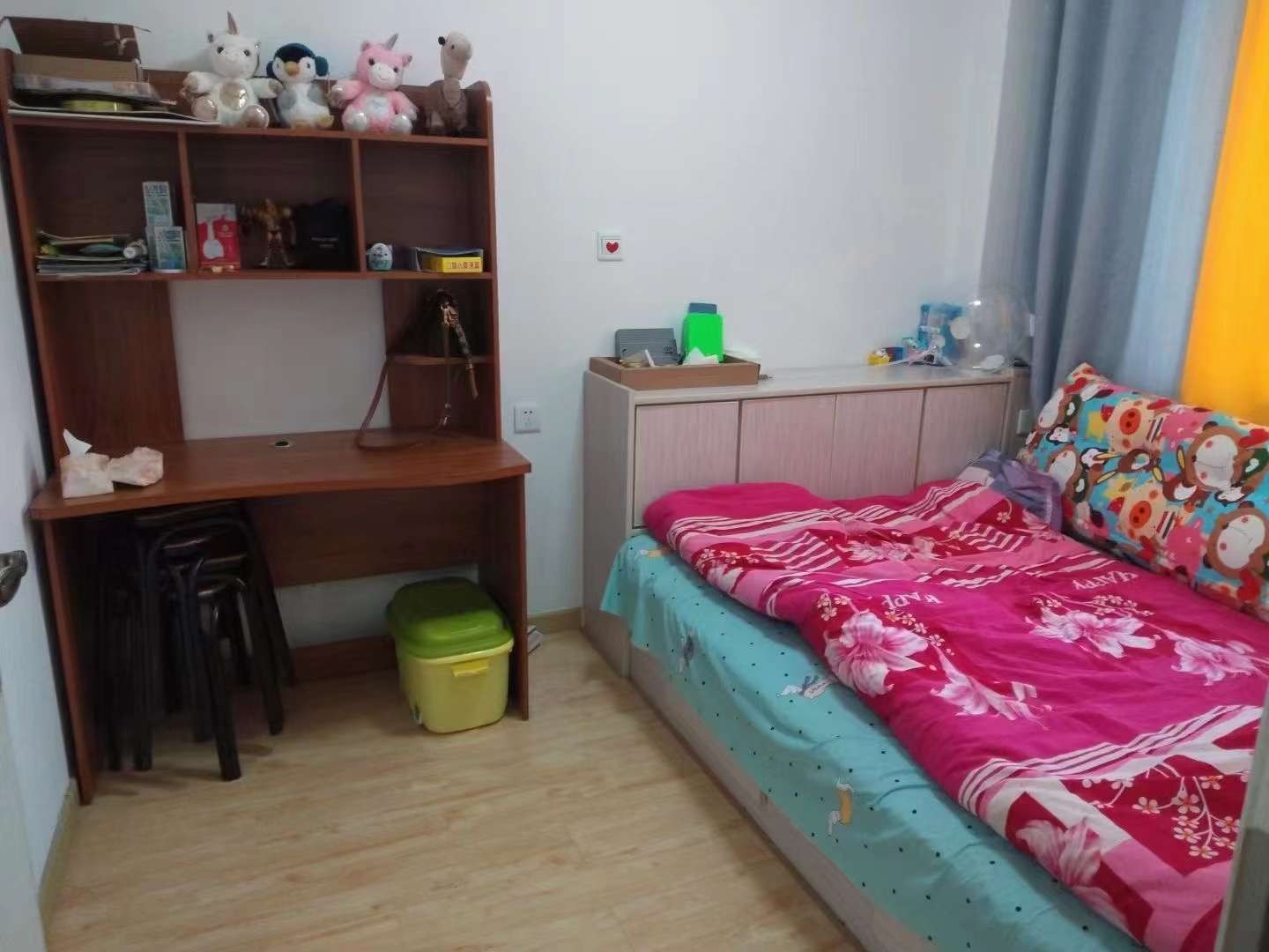 云峰花园,电梯房,靠近幼儿园,学校