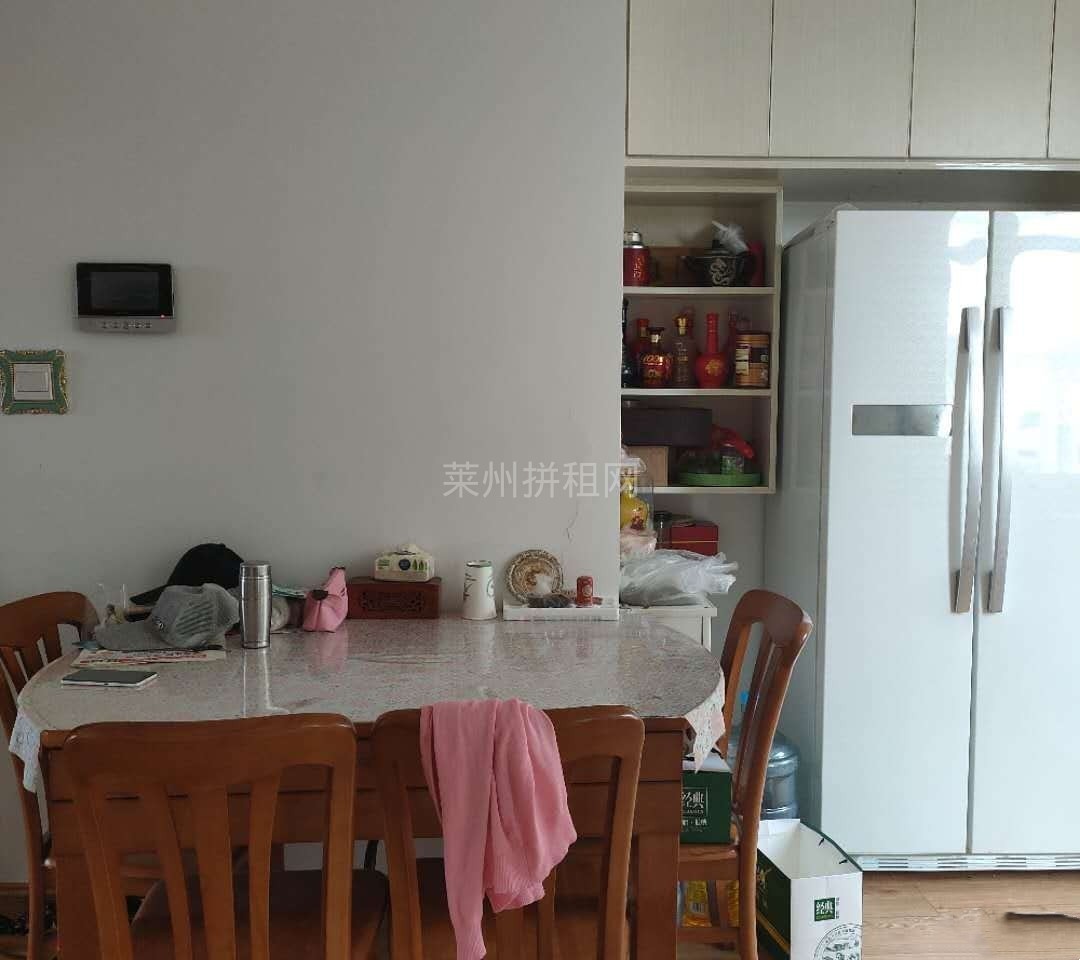 带车位,一中附近,叶县公园附近,精装电梯房,带家具家电,拎包入住