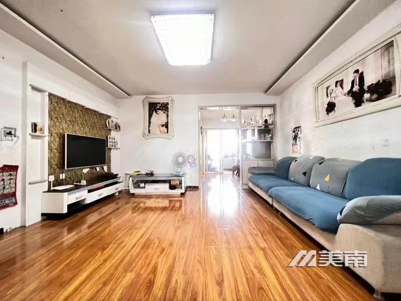 3凤凰城精装低楼层,精装三室,仅售53万8