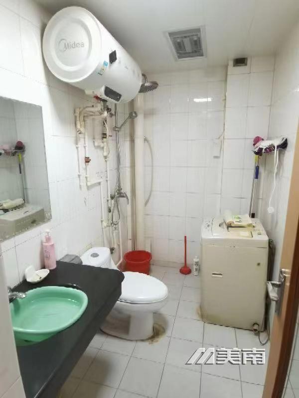 3降价急售艺苑小区,框架地暖,拎包入住