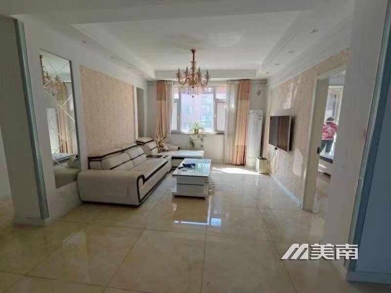 000402 首租 城东电梯房 三室!客厅向阳!2500