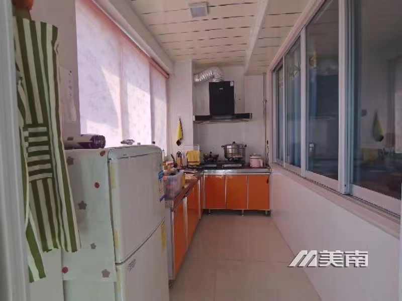 000576市中心电梯房,家具家电齐全,拎包入住,过渡首选,36万