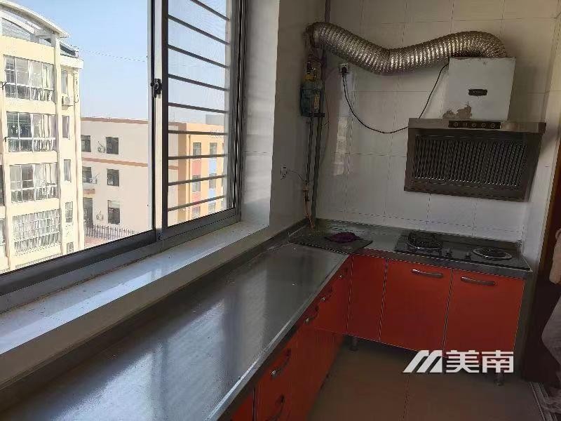 3降价城东黄金楼层,仅售48万,有钥匙看房方便