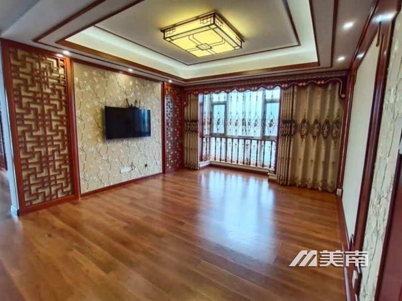 3福莱美景电梯顶复,精装未住,带露台空中花园