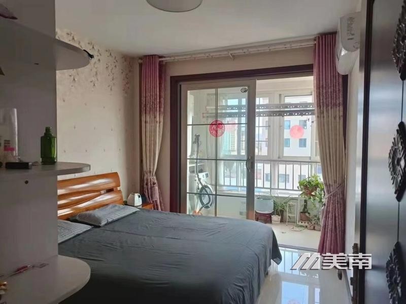 3城东明德嘉苑,精装电梯黄金楼层,带小房带车位