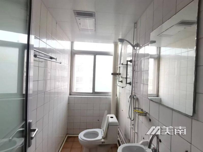 3文峰中学学区,两室,与文峰中学也就一墙之隔