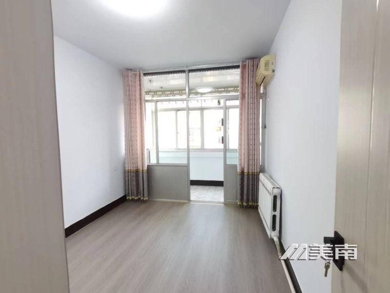3文峰中学学区,两室,与文峰中学也就一墙之隔