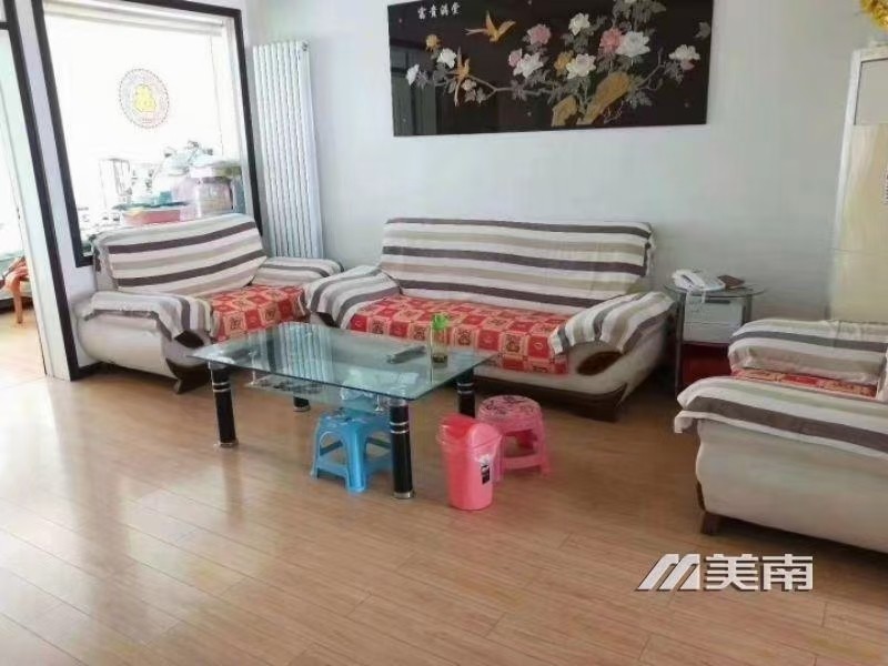 文峰中学学区 文博苑二楼 租金1700元