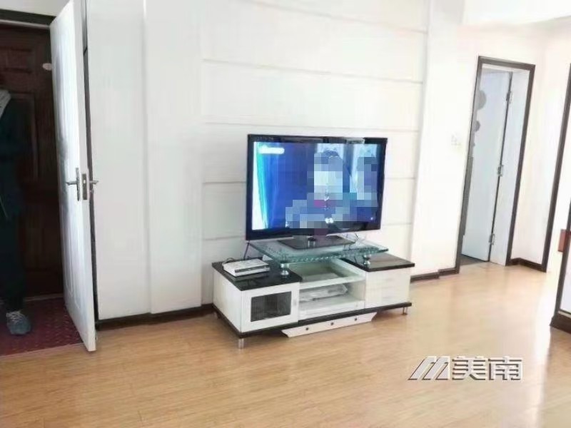 文峰中学学区 文博苑二楼 租金1700元