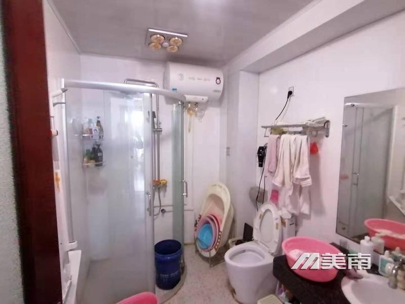 3云峰中学学区,文萃佳苑3楼,精装四室,三世同堂首选