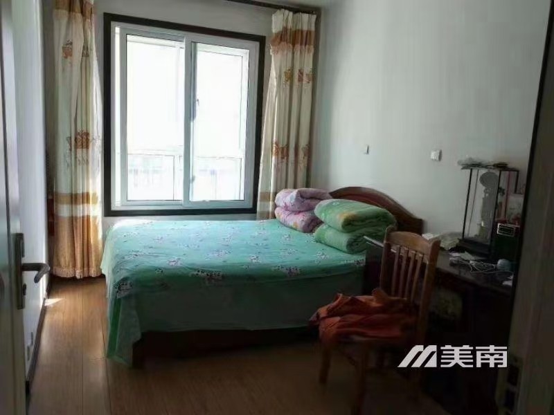 文峰中学学区 文博苑二楼 租金1700元