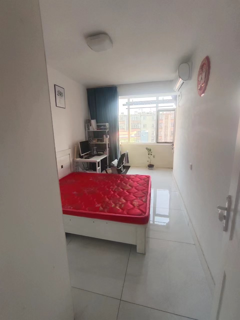 3西小区精装少住婚房,两室,仅售27万8