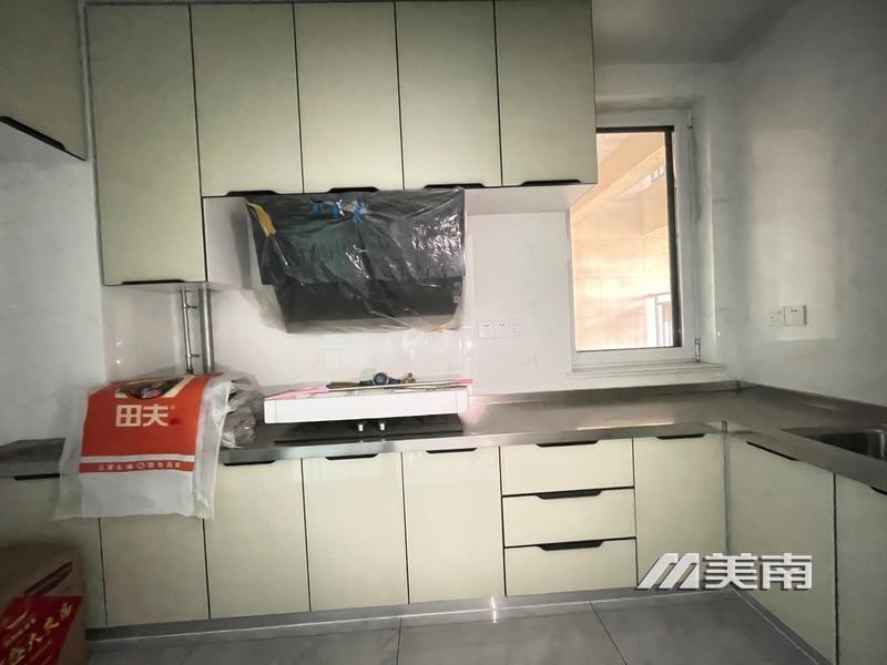 3塔埠栋盛苑,电梯黄金楼层,精装未住三室