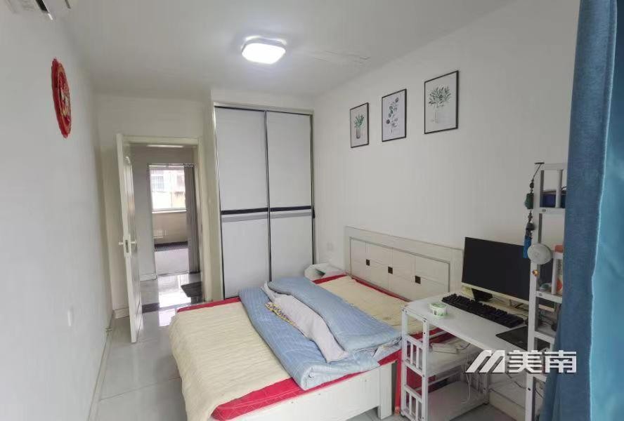 3西小区精装少住婚房,两室,仅售27万8