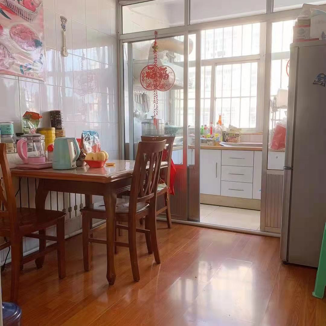 捡漏,粮建小区2楼