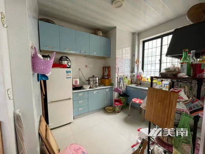 3双语小学云峰中学学区,文萃佳苑一楼,有钥匙看房方便