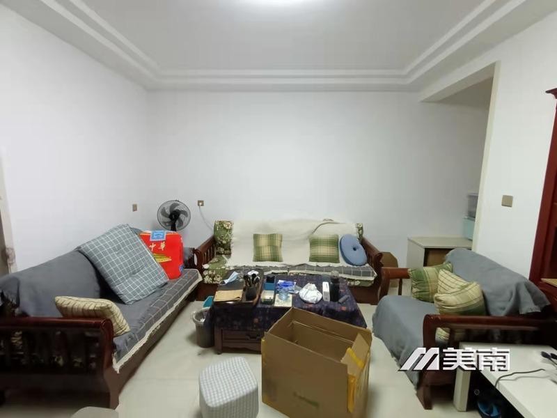 3中铁国际城,精装三室,仅售76万8,证在手可贷款,有钥匙看房方便