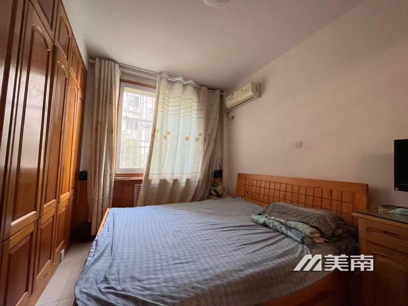 3急售双语学区金运小区,纯实木家具
