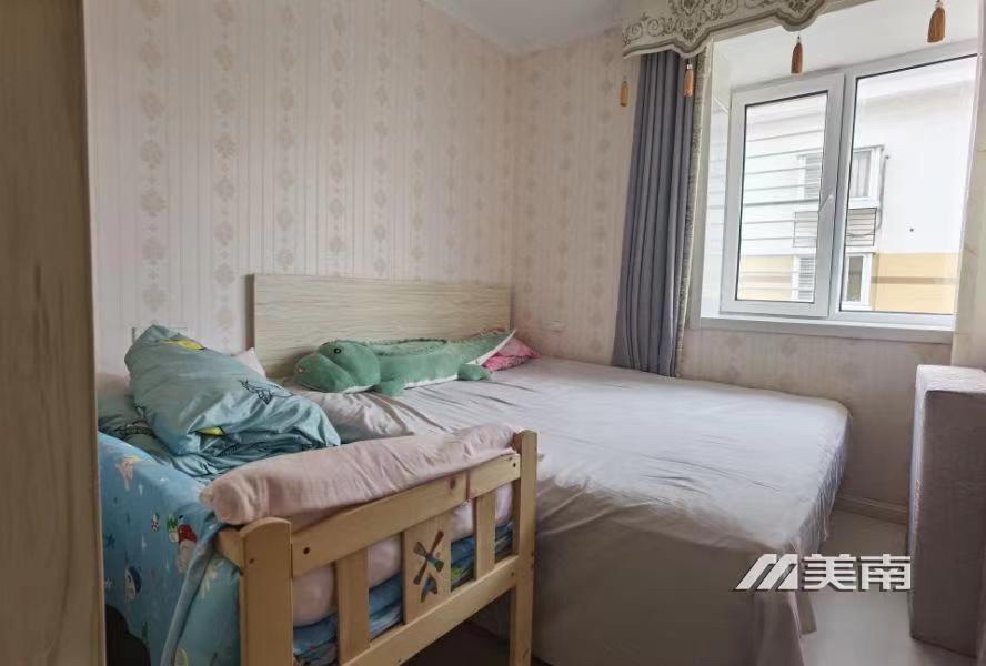 城北恒通市场附近电梯房,三室两厅一卫,98加12,售价68万