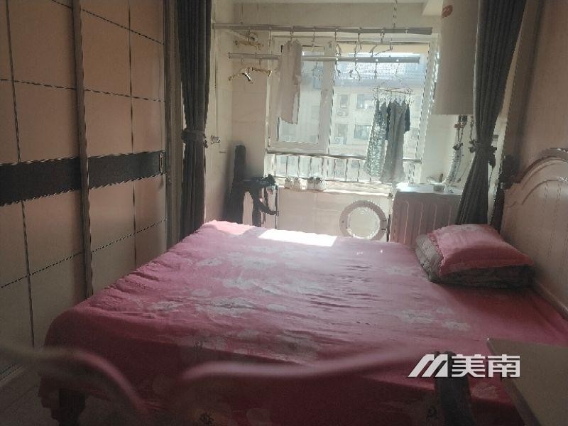 3文峰中学学区,凯润滨河城,电梯凤凰层,拎包入住