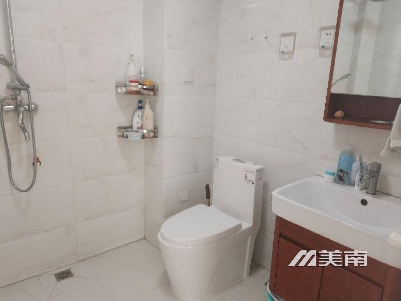 3文峰中学学区,凯润滨河城,电梯凤凰层,拎包入住