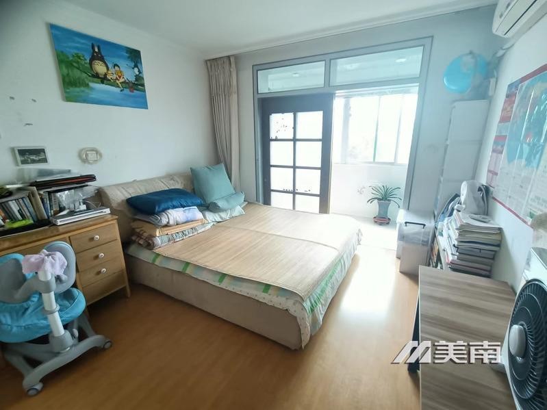 3一小实验中学学区,教育路小区,精装三室,现在风格装修