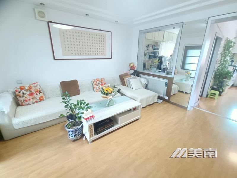 3一小实验中学学区,教育路小区,精装三室,现在风格装修