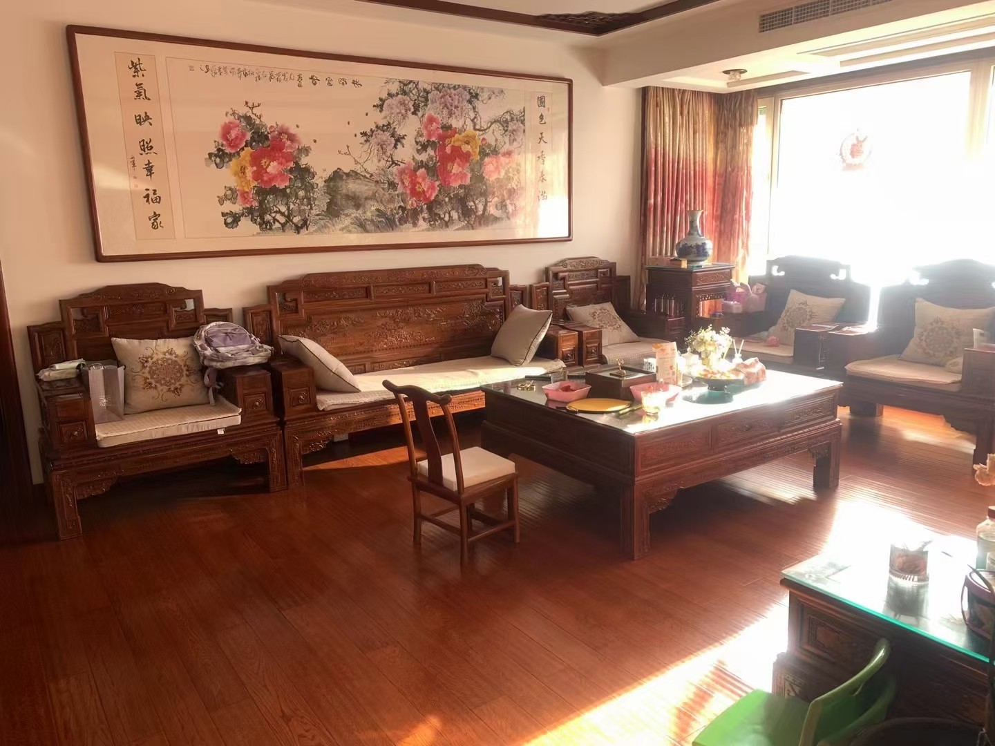 新一中附近大平层出售!