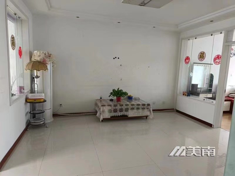3降价急售,文萃佳苑二楼,三室,58万啦