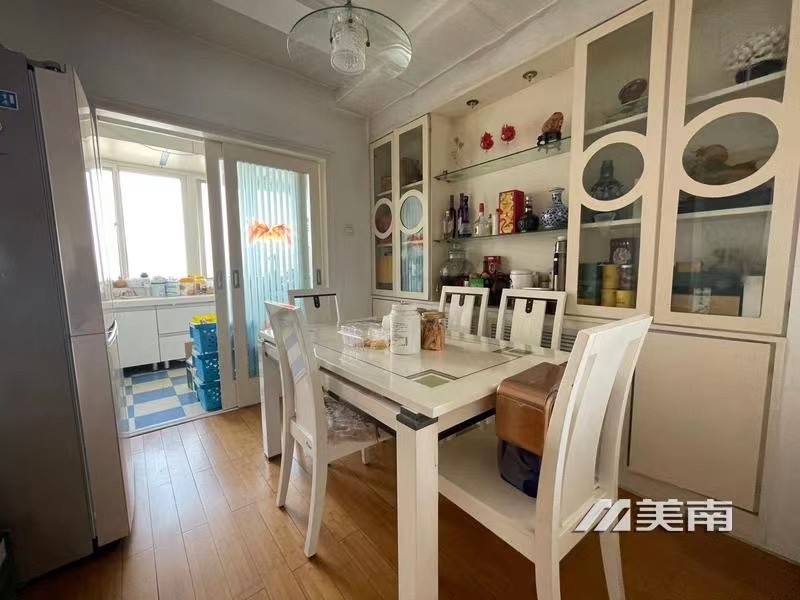 3降价急售,双语实验学区顶加阁,框架结构,保养非常好