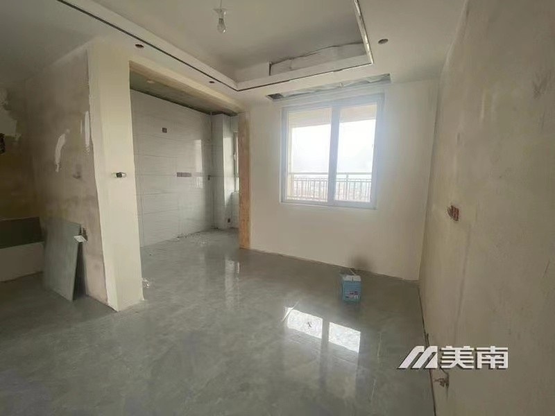 3急售紫云兰庭电梯房,三室两卫,中央空调,87万包大税