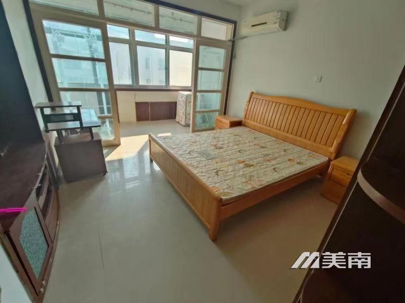 3艺苑小区顶加阁,框架地暖,捡漏41万8