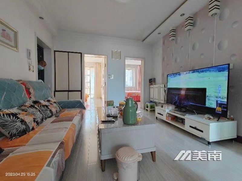 3城西框架结构,一小学区,精装三室,仅售46万