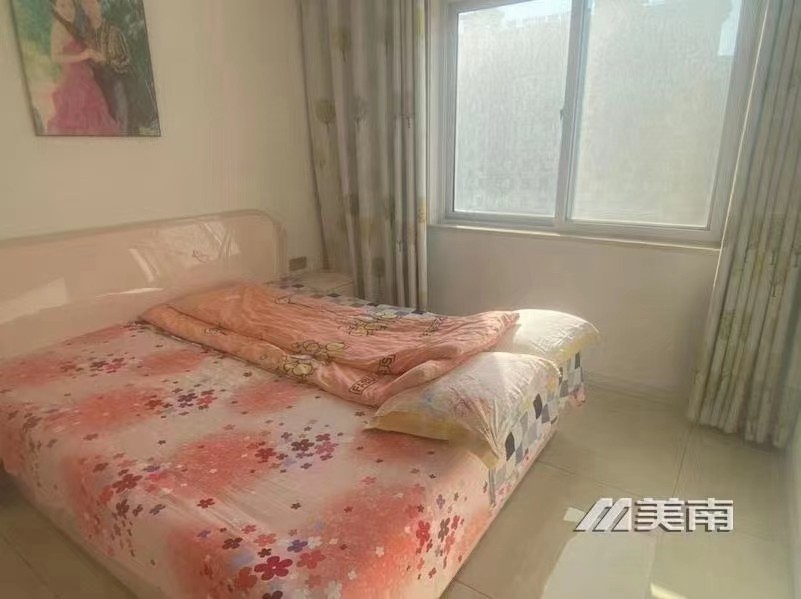 3云峰花园降价急售,电梯好楼层,精装128平寻找有缘人