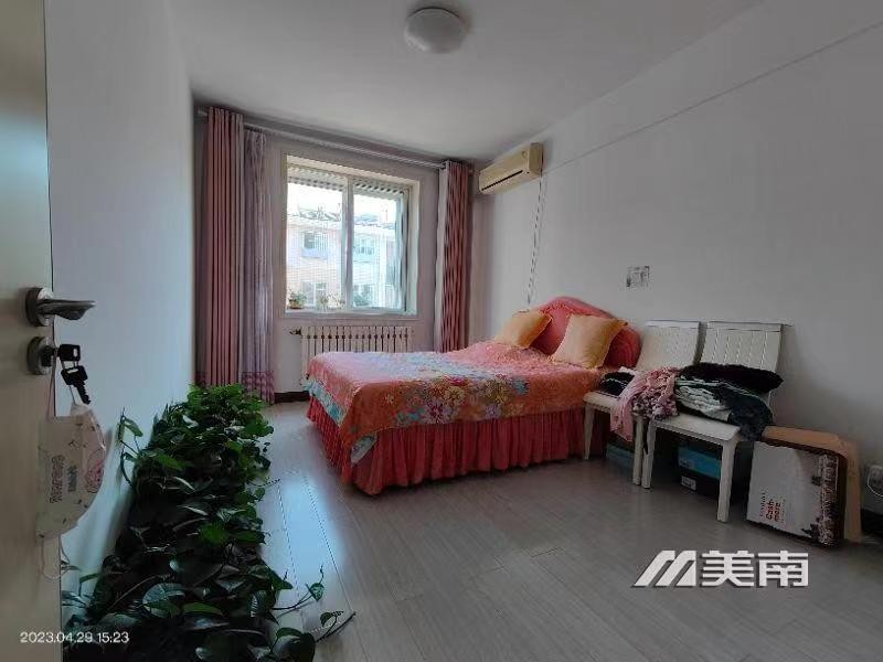3城西框架结构,一小学区,精装三室,仅售46万
