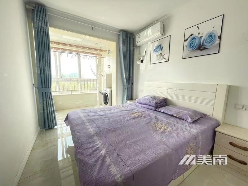 3 赔钱急售城东步梯三楼,全明户型三室,带所有家具家电 44 万